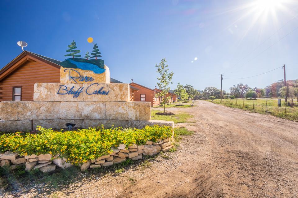 River Bluff Cabins Rio Frio Extérieur photo