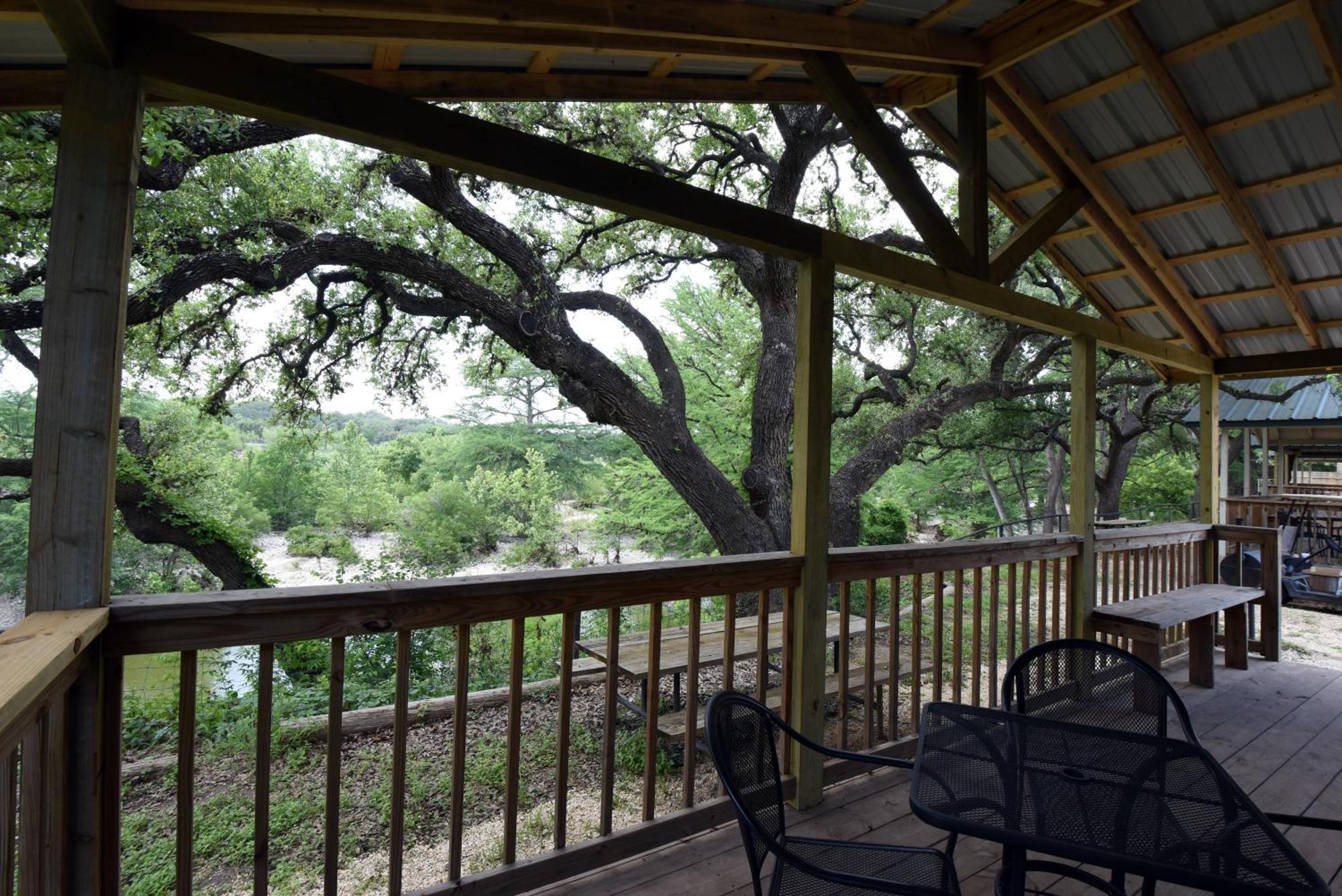 River Bluff Cabins Rio Frio Extérieur photo