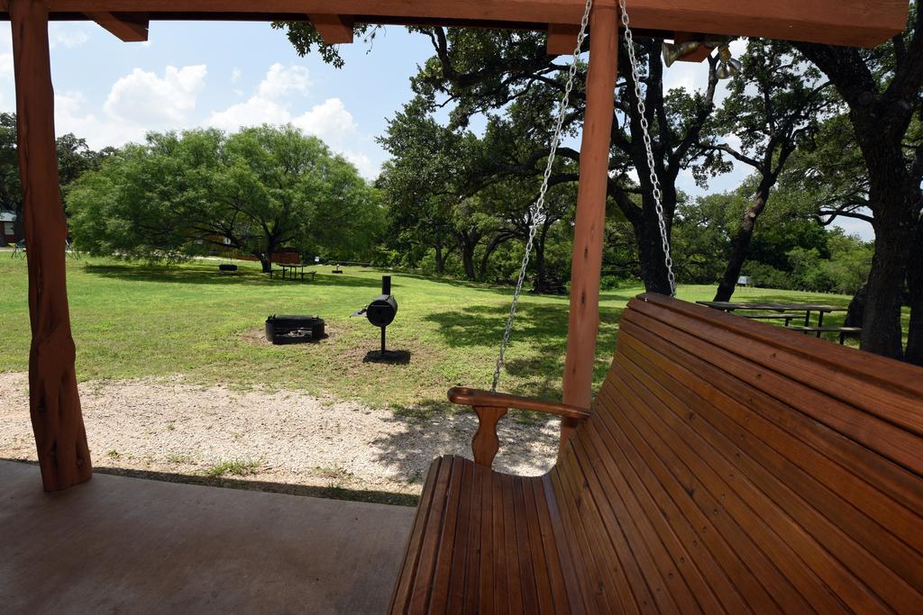 River Bluff Cabins Rio Frio Extérieur photo