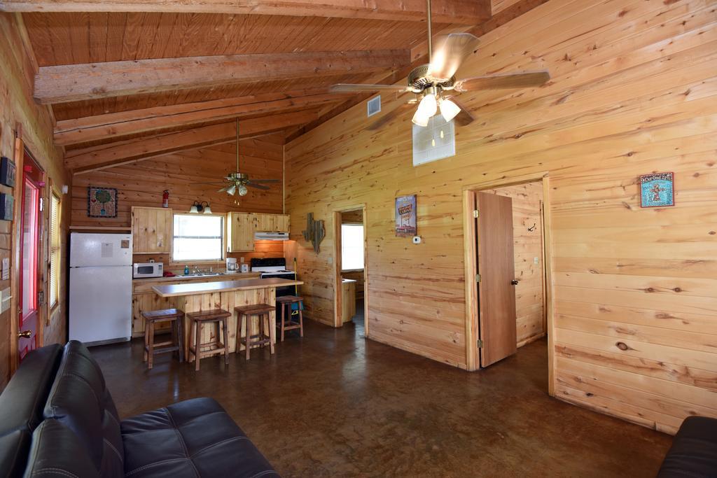 River Bluff Cabins Rio Frio Extérieur photo